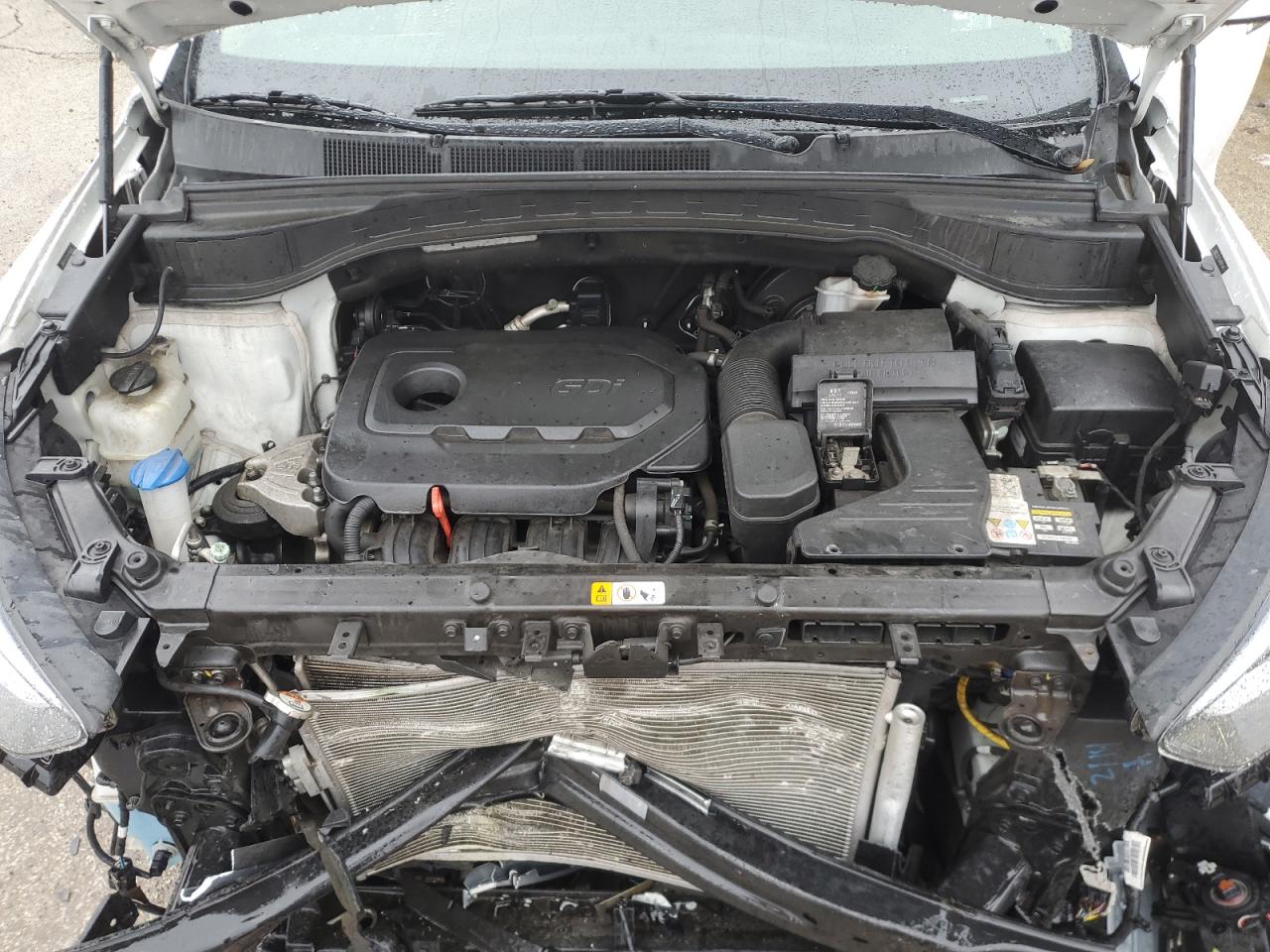 2018 Hyundai Santa Fe - Image 12