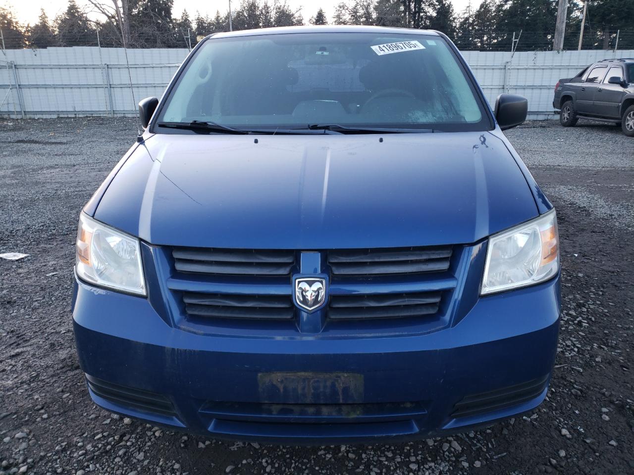 2010 Dodge Caravan - Image 5