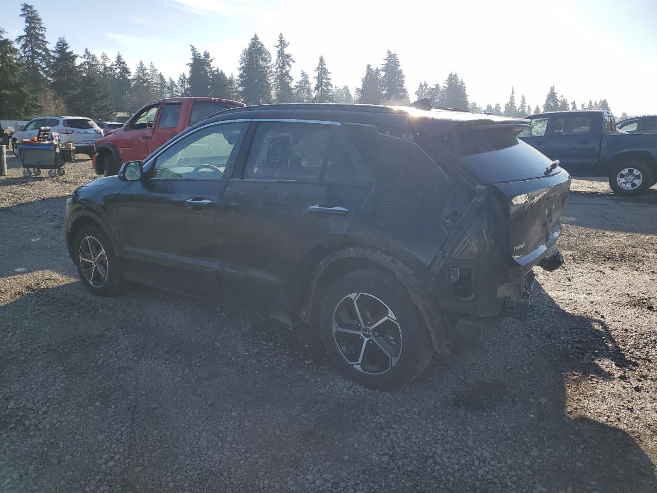 VIN KNDCT3LE8P5040711 2023 KIA NIRO SX no.2