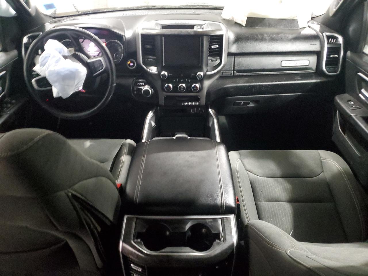 2022 RAM 1500 - Image 8