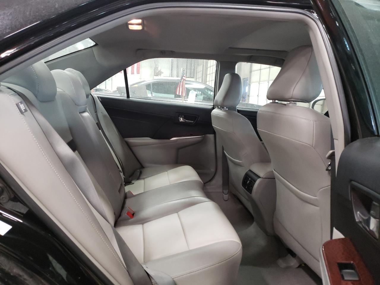 2013 Toyota Camry - Image 10