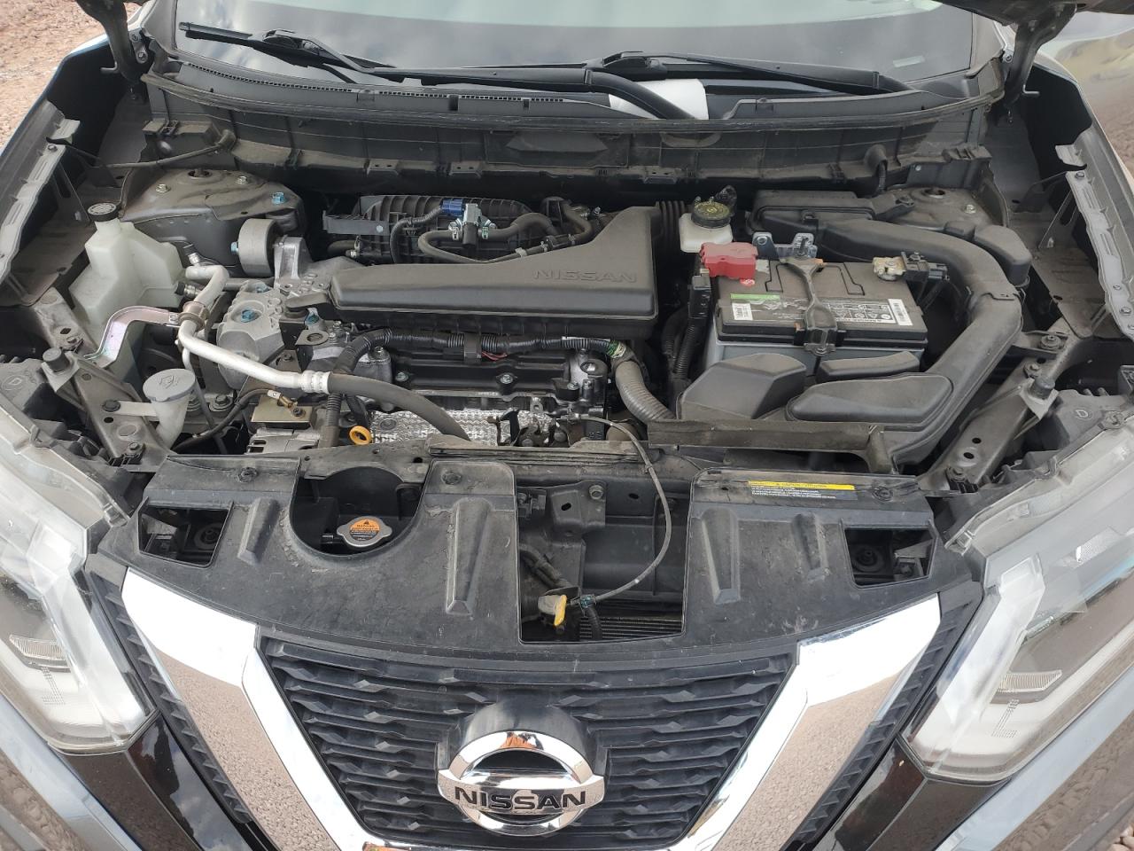 2017 Nissan Rogue - Image 12