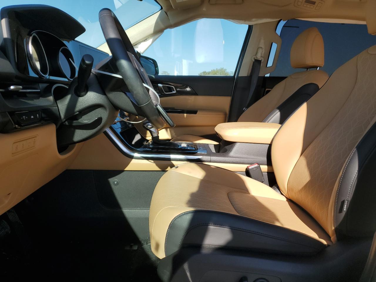 2024 Kia Carnival - Image 7