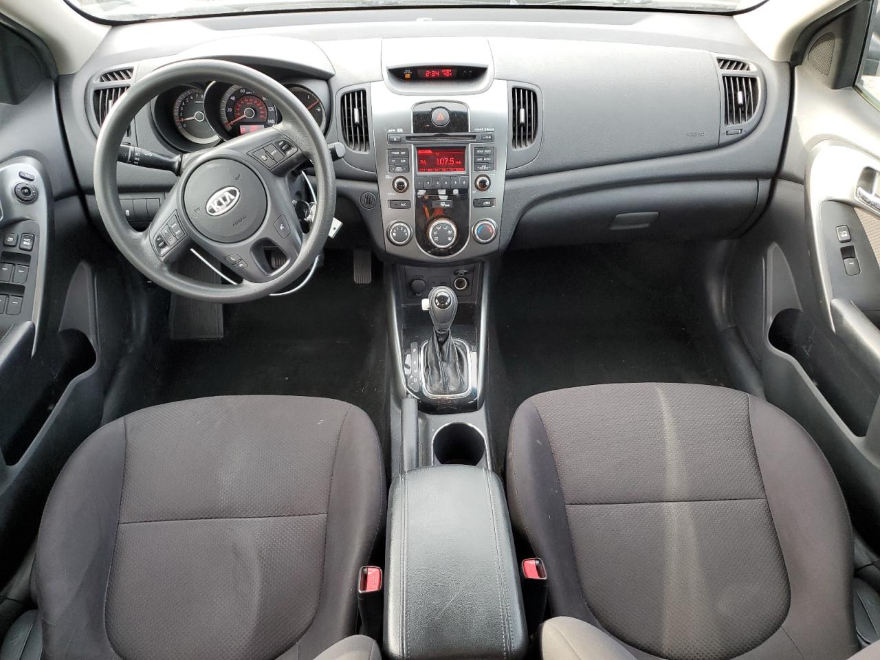 2013 Kia Forte - Image 8