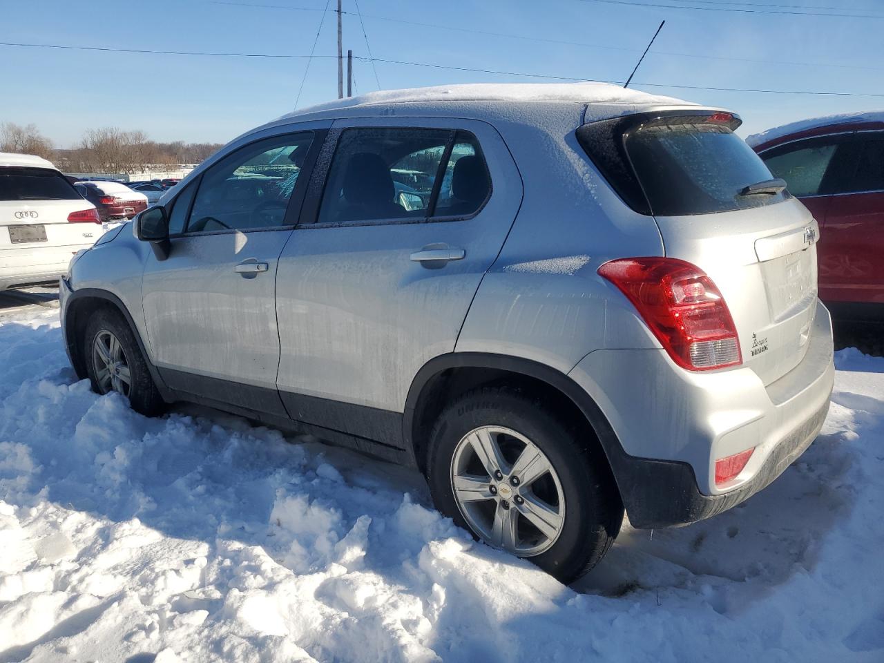 2020 Chevrolet Trax - Image 2