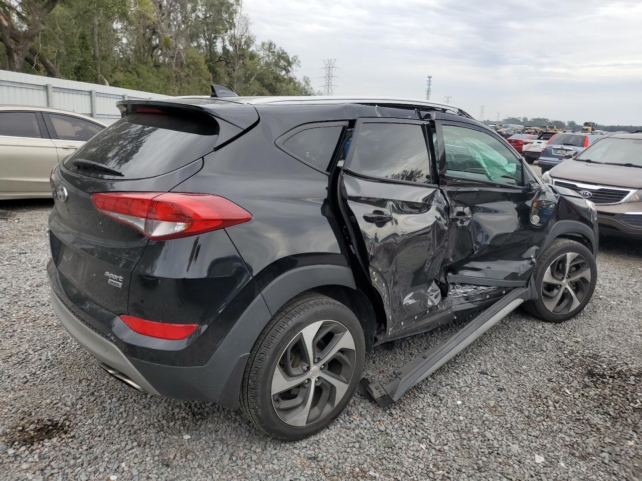 2018 Hyundai Tucson - Image 3
