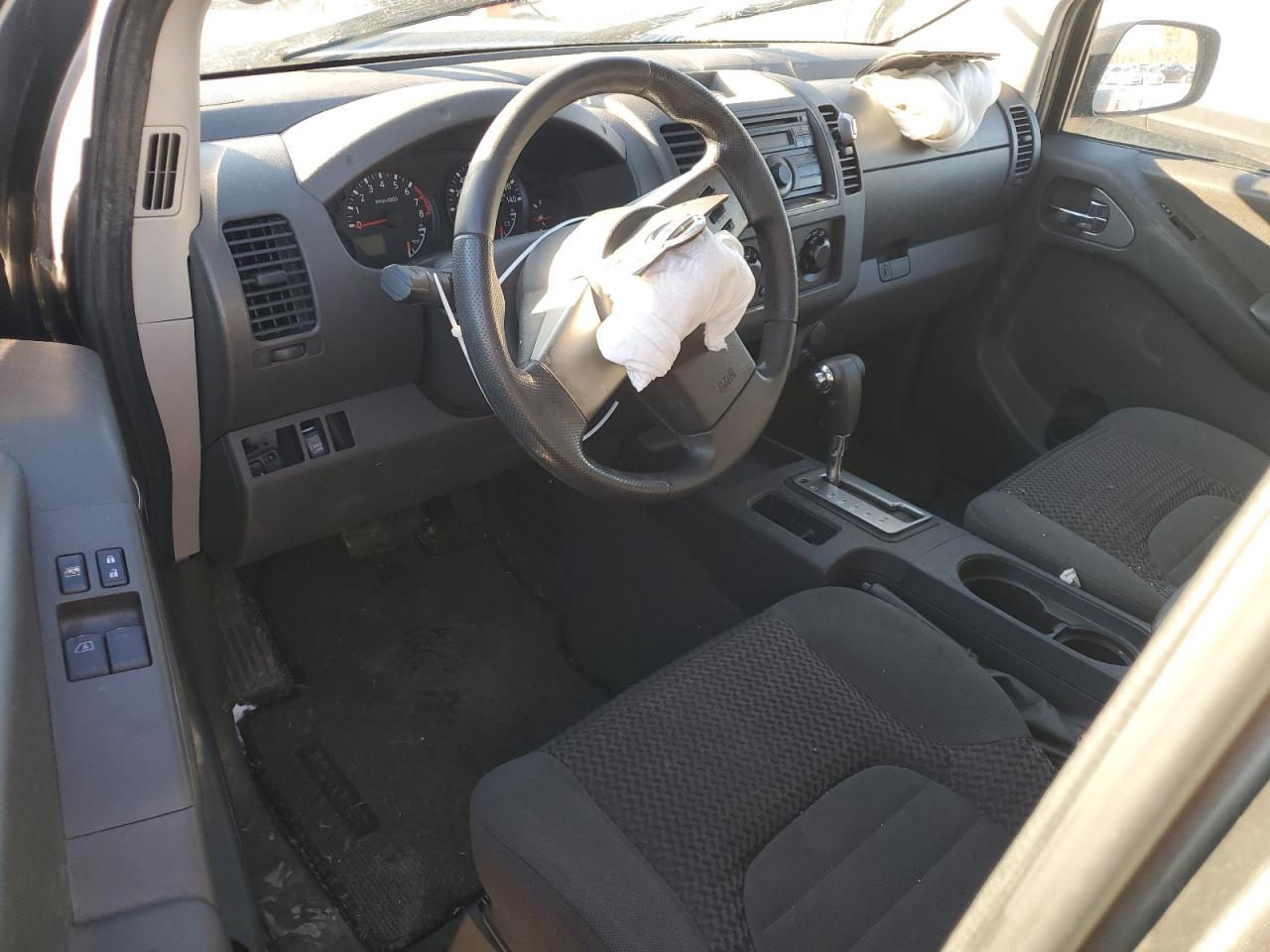2008 Nissan Navara (Frontier) - Image 8