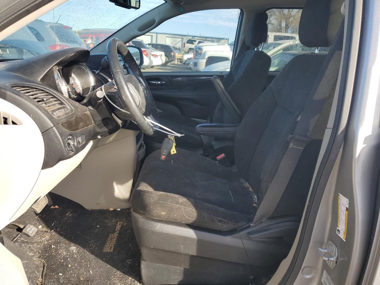 2016 Dodge Caravan - Image 7