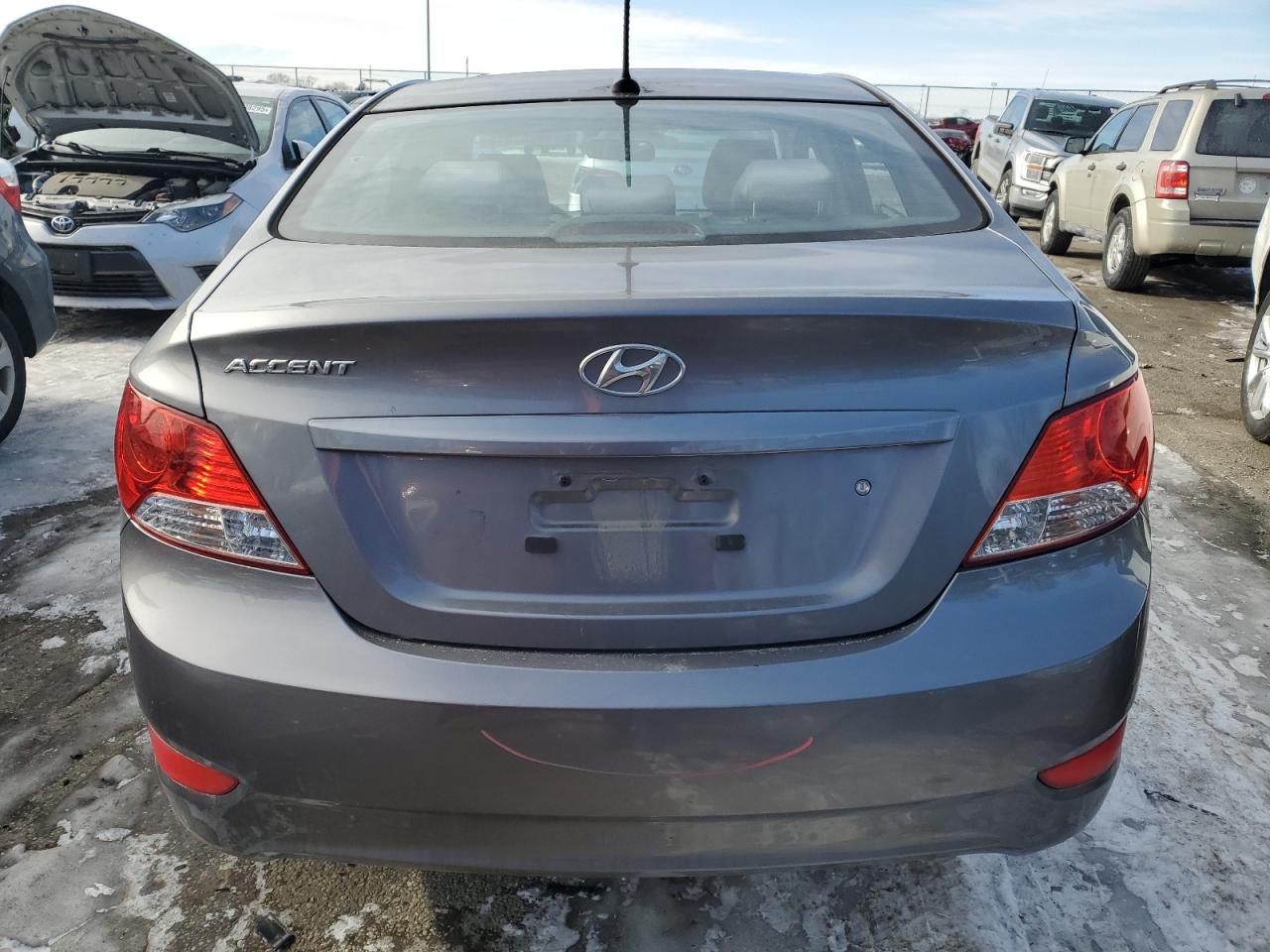 2014 Hyundai Accent - Image 6