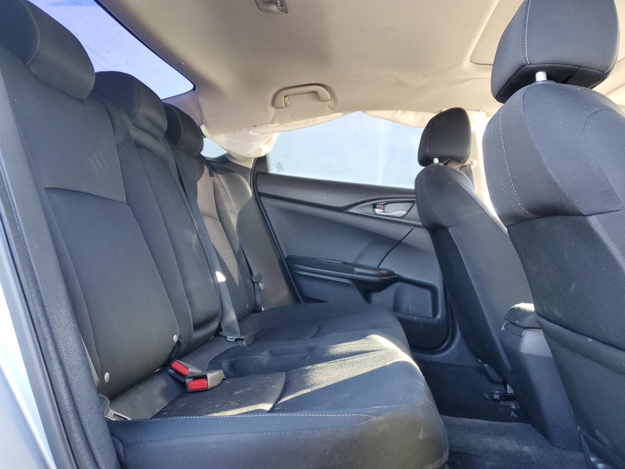 2016 Honda Civic - Image 10