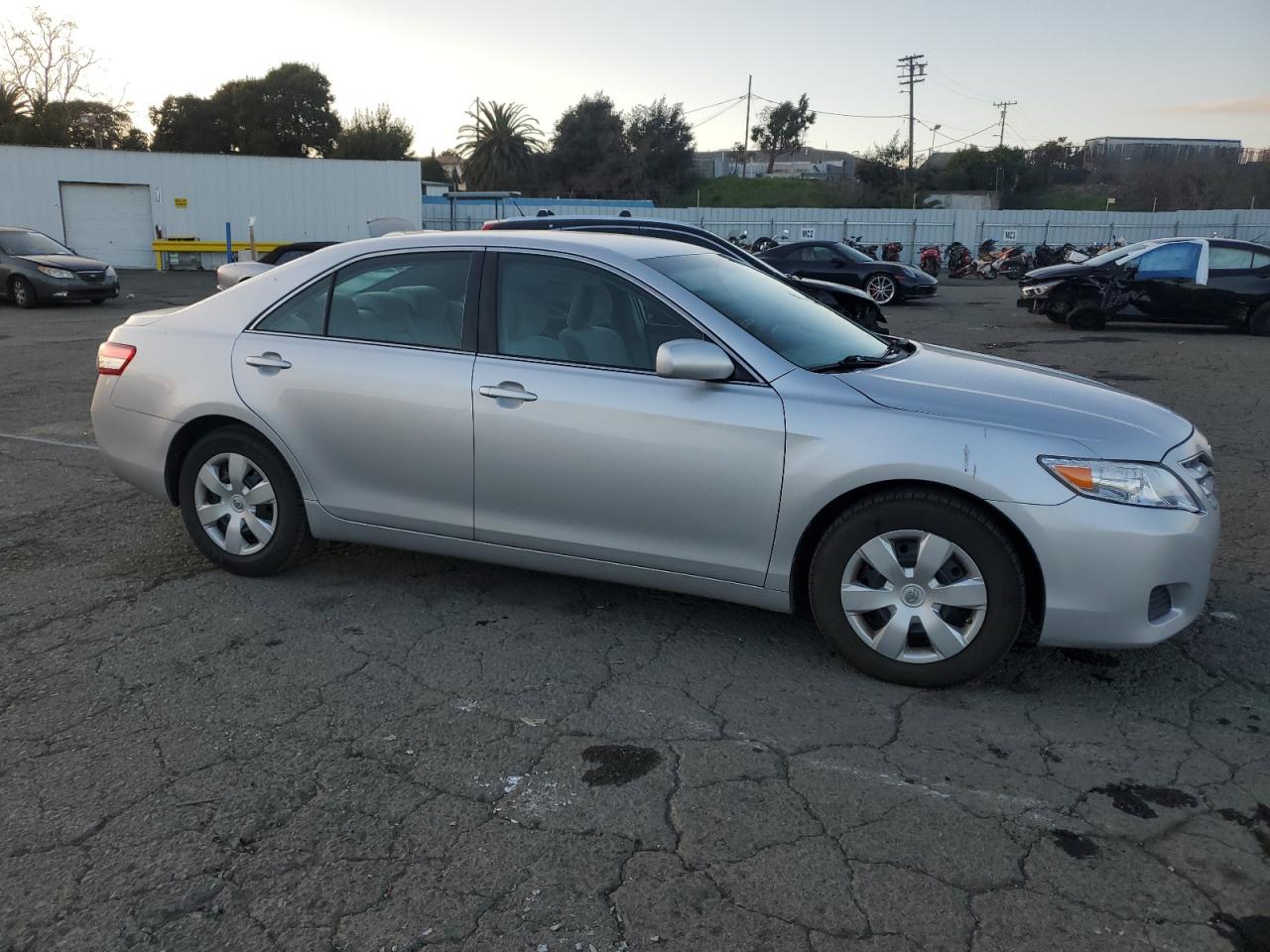 2010 Toyota Camry - Image 4
