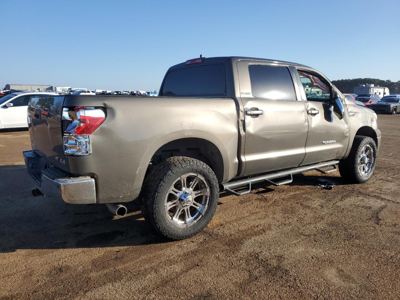 2011 Toyota Tundra - Image 3