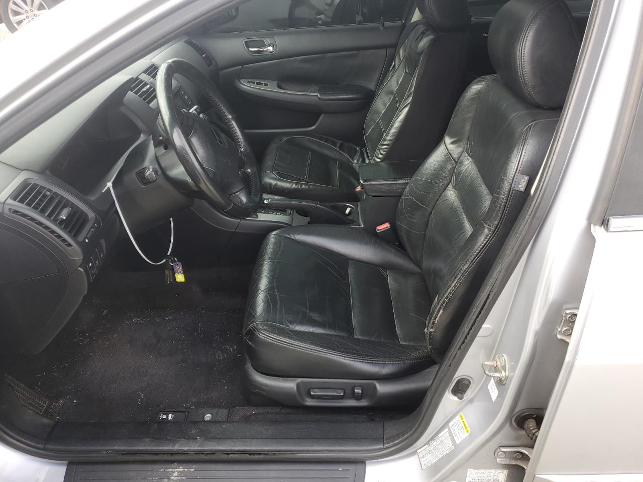 2003 Honda Accord - Image 7