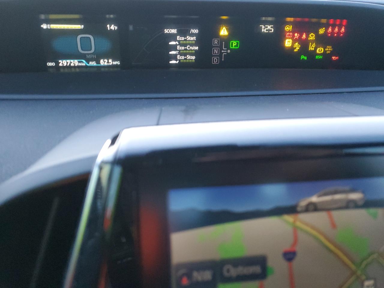 2022 Toyota Prius - Image 9