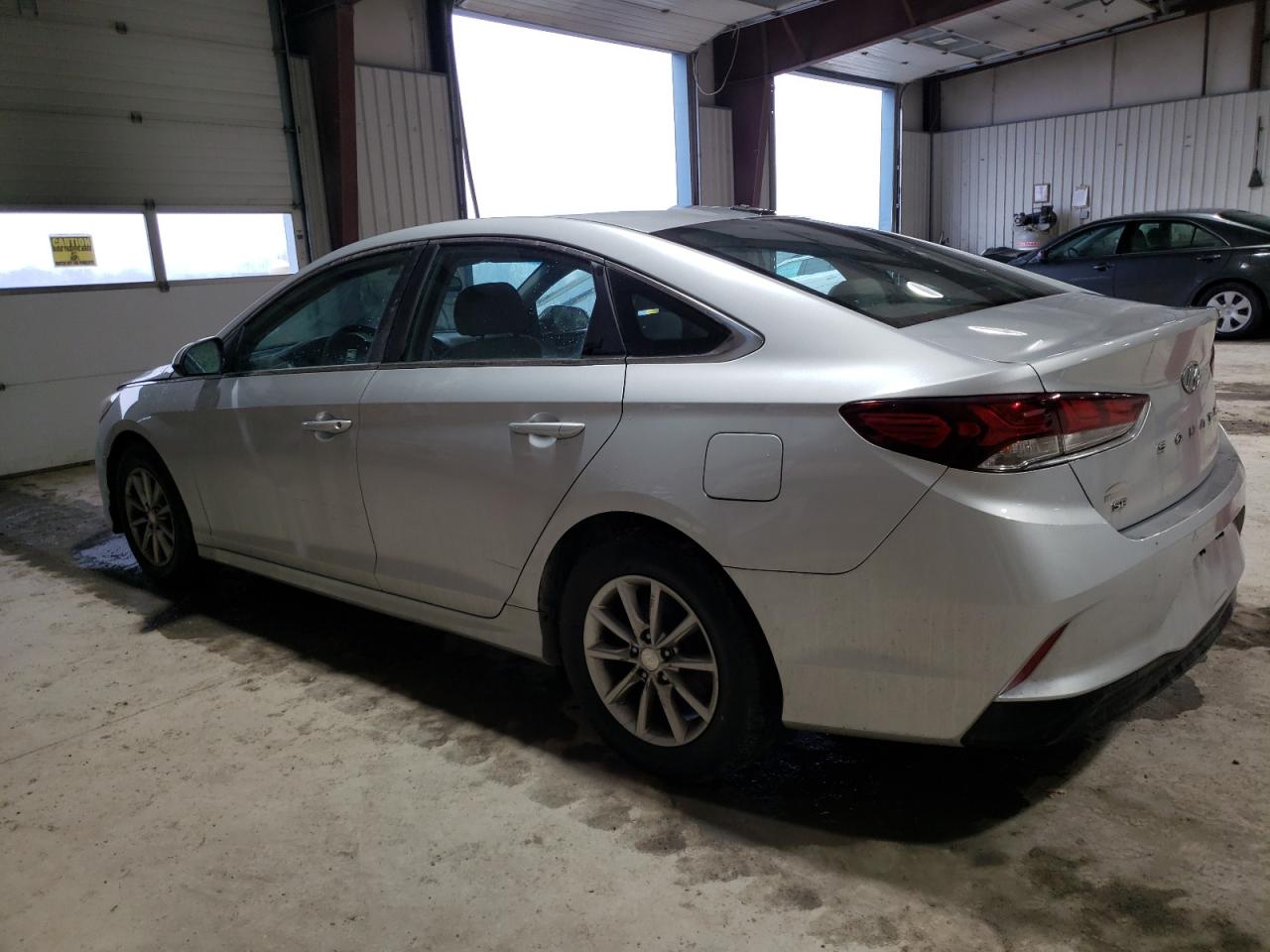 2018 Hyundai Sonata - Image 2