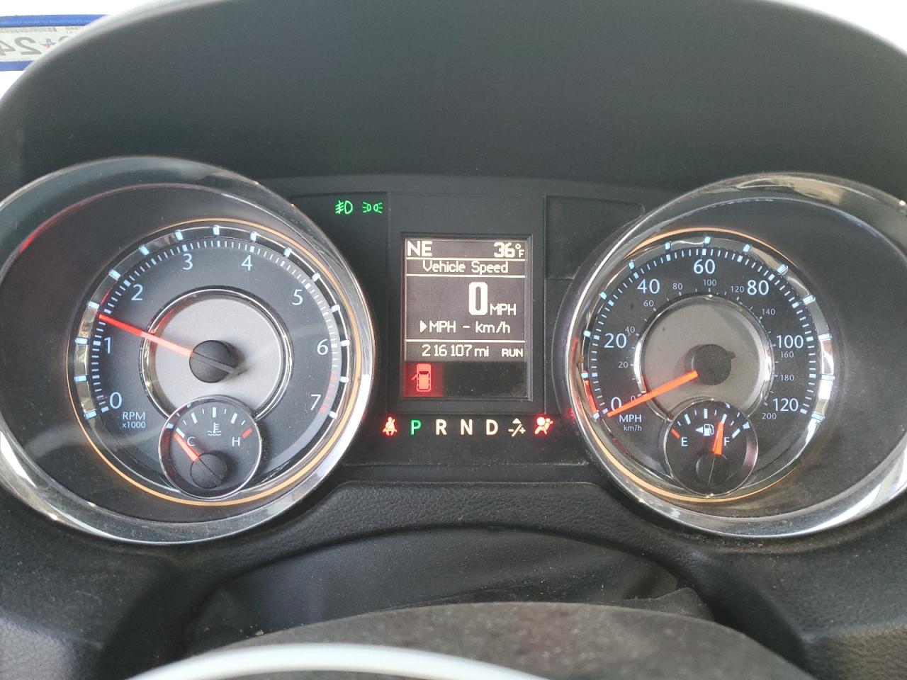 2014 Chrysler Town & Country - Image 9