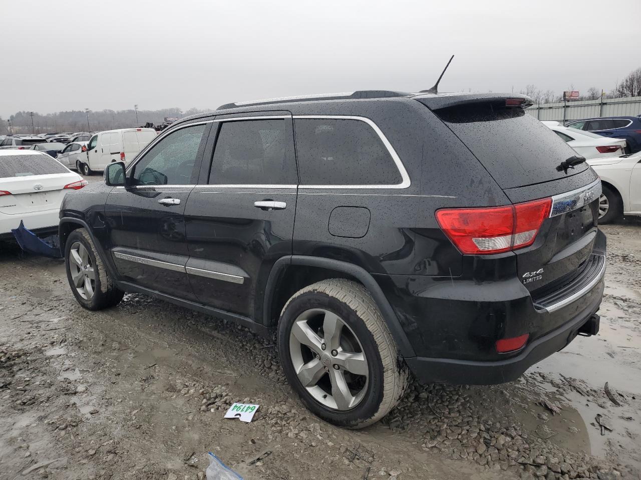 2013 Jeep Grand Cherokee - Image 2