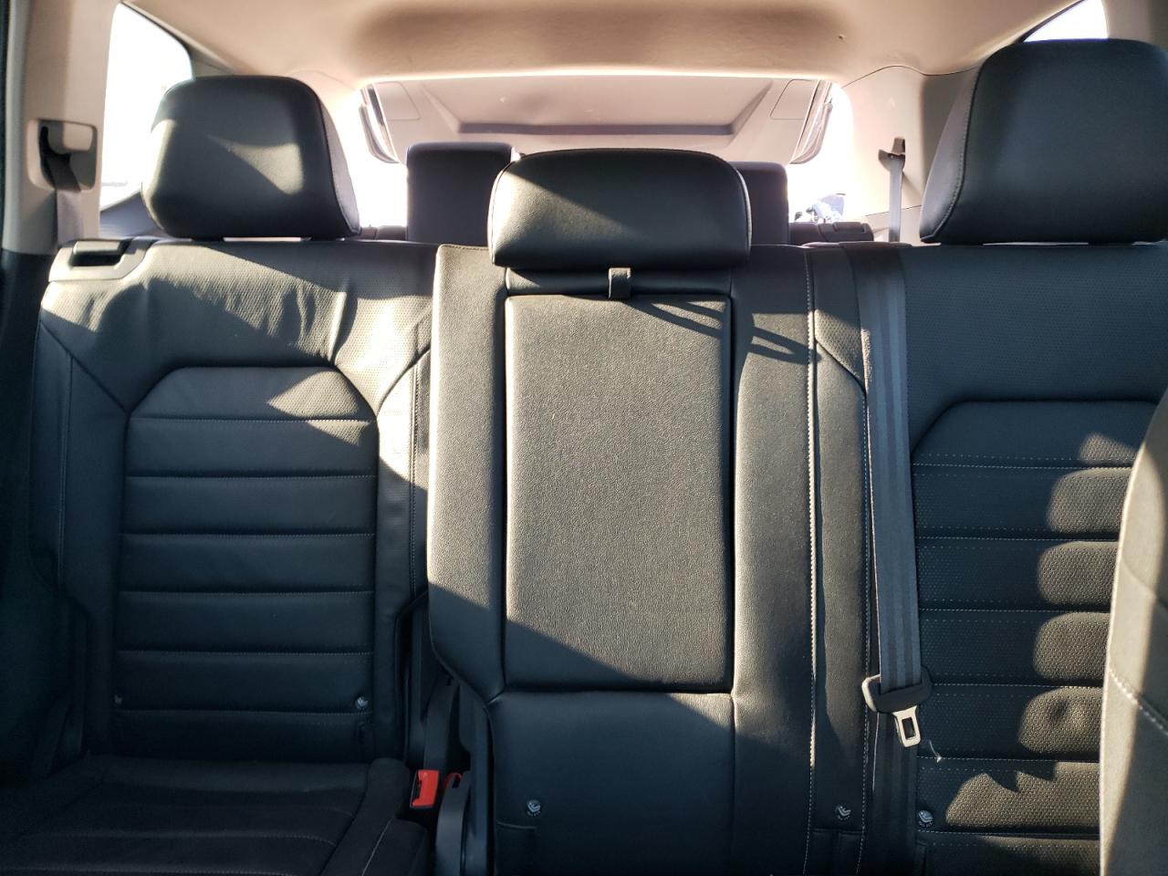 2018 Volkswagen Atlas - Image 10