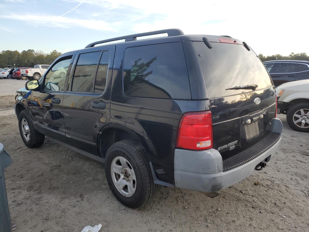 2002 Ford Explorer - Image 2