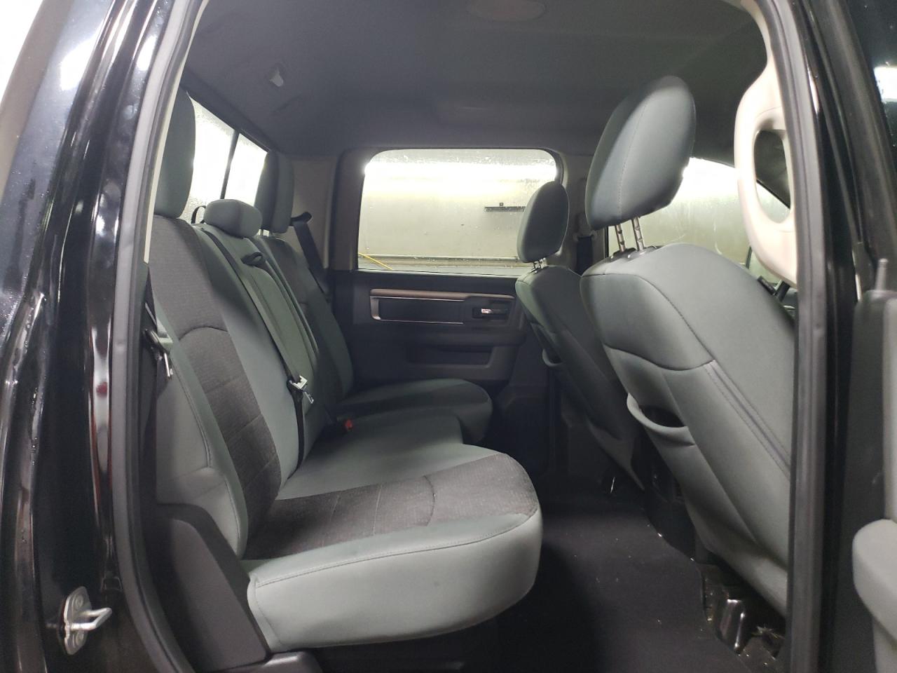 2014 RAM 1500 - Image 10