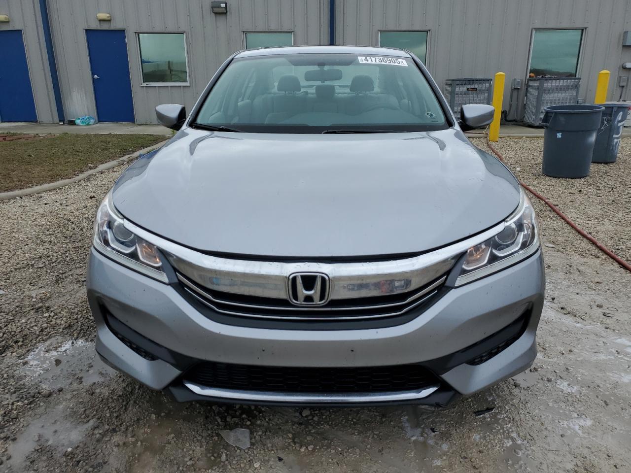 2016 Honda Accord - Image 5