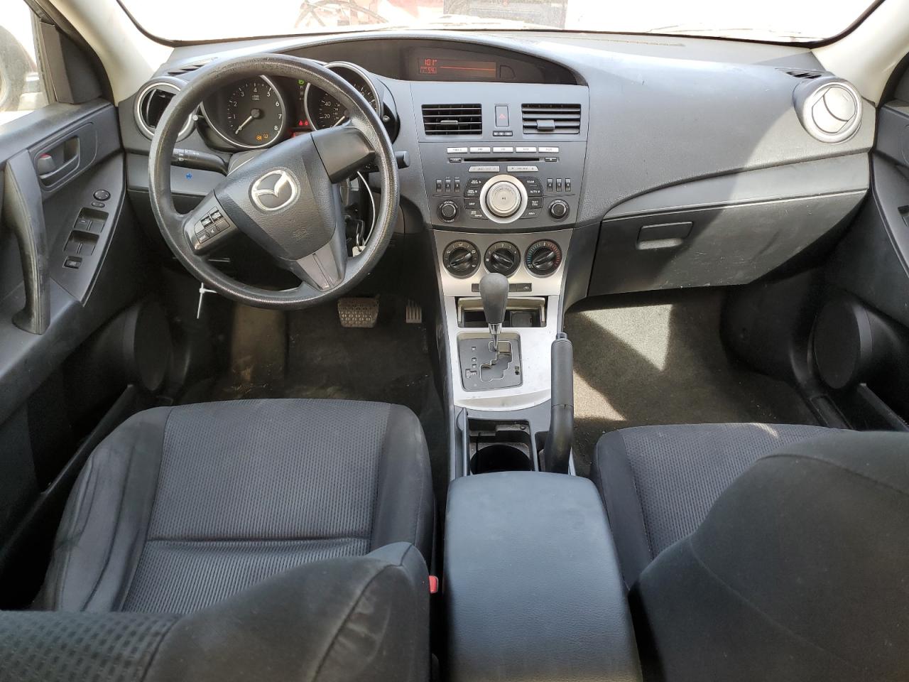 2010 Mazda 3 - Image 8