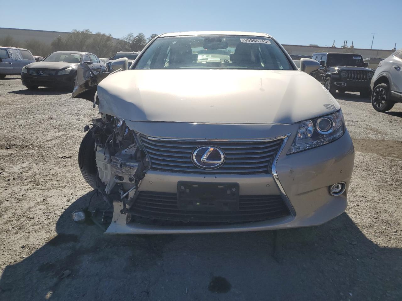 2014 Lexus ES - Image 5