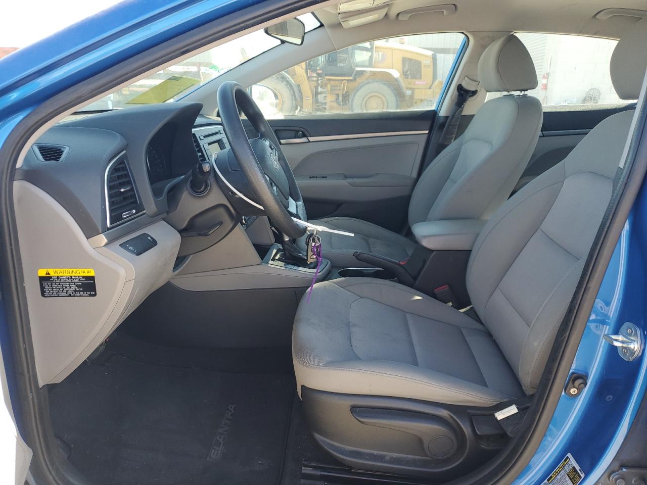 2017 Hyundai Elantra - Image 7