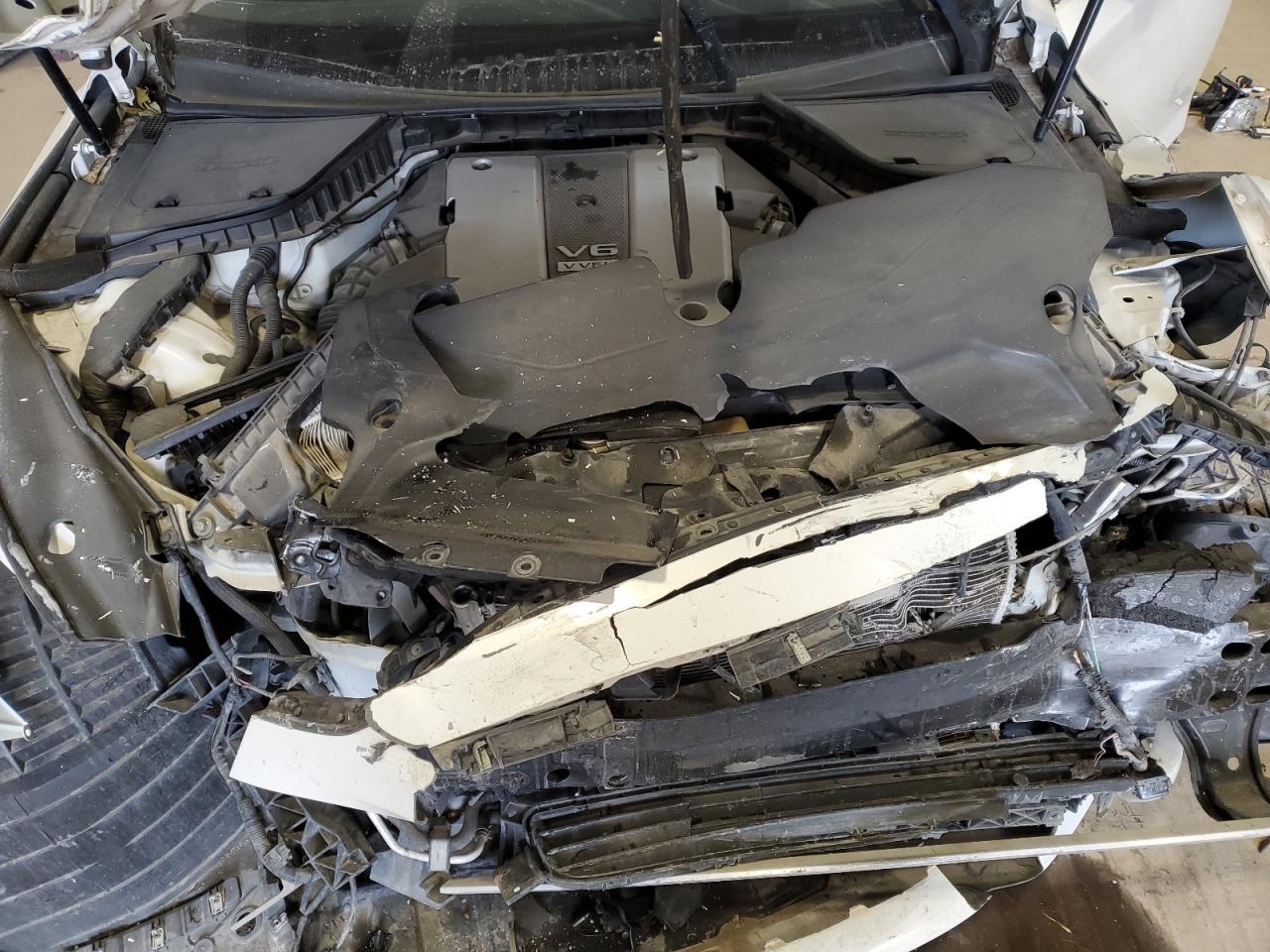 2014 Infiniti Q50 - Image 12