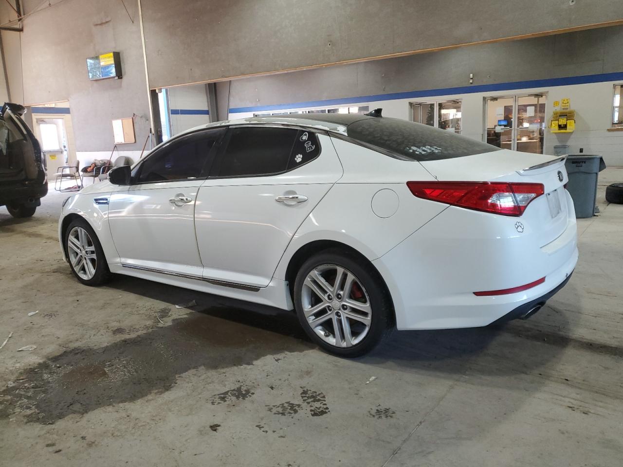 2013 Kia Optima - Image 2