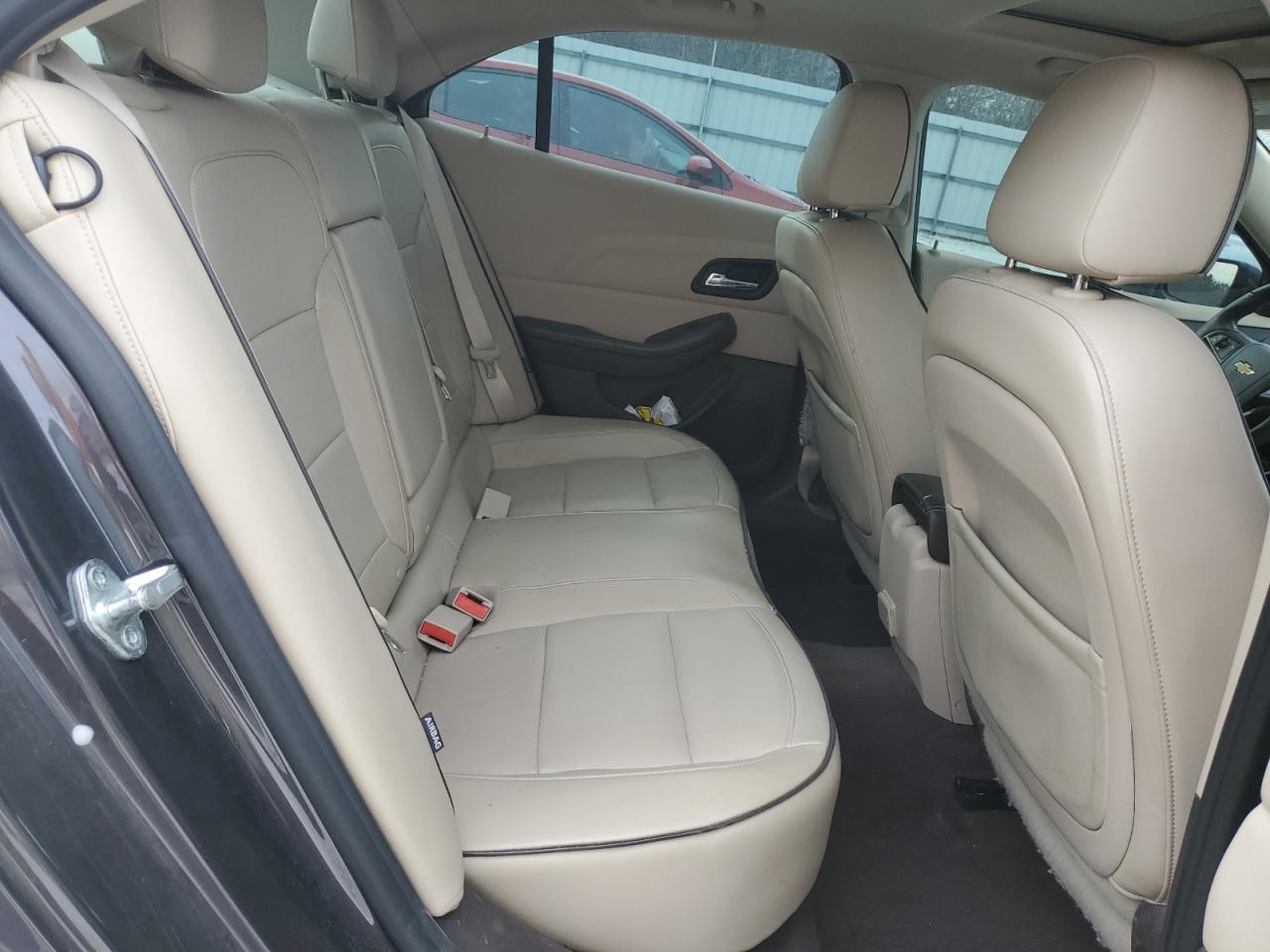 2013 Chevrolet Malibu - Image 10