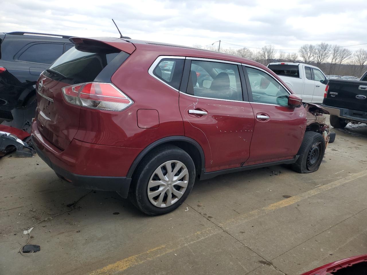 2015 Nissan Rogue - Image 3
