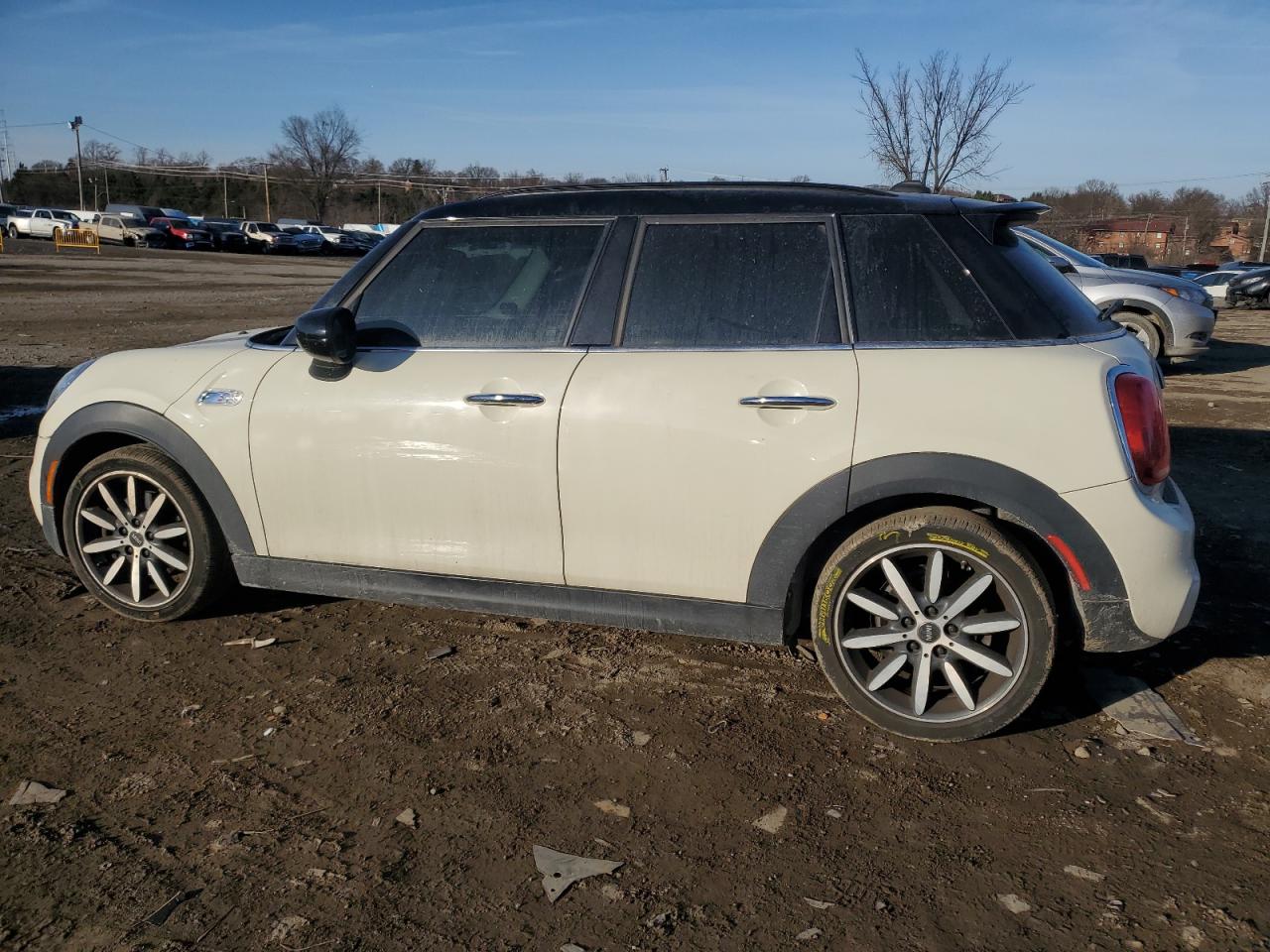 2021 MINI Cooper - Image 2