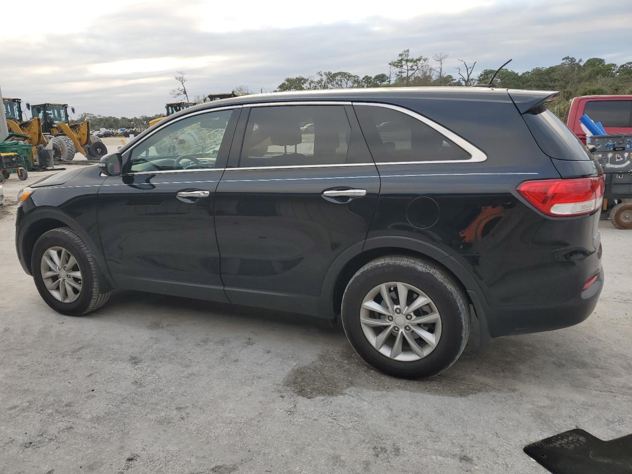 2018 Kia Sorento - Image 2
