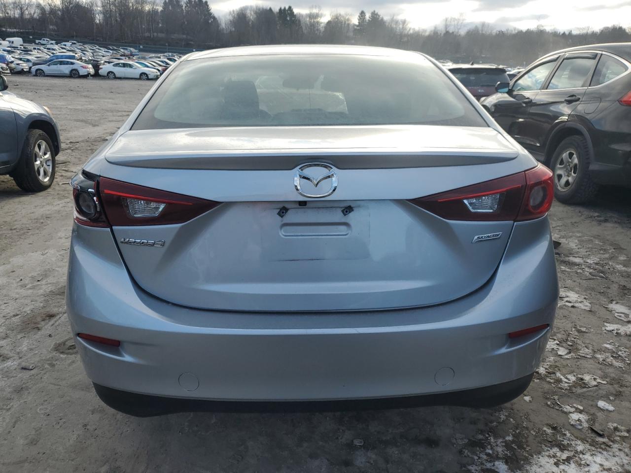 VIN 3MZBN1V39JM178780 2018 MAZDA 3 no.6