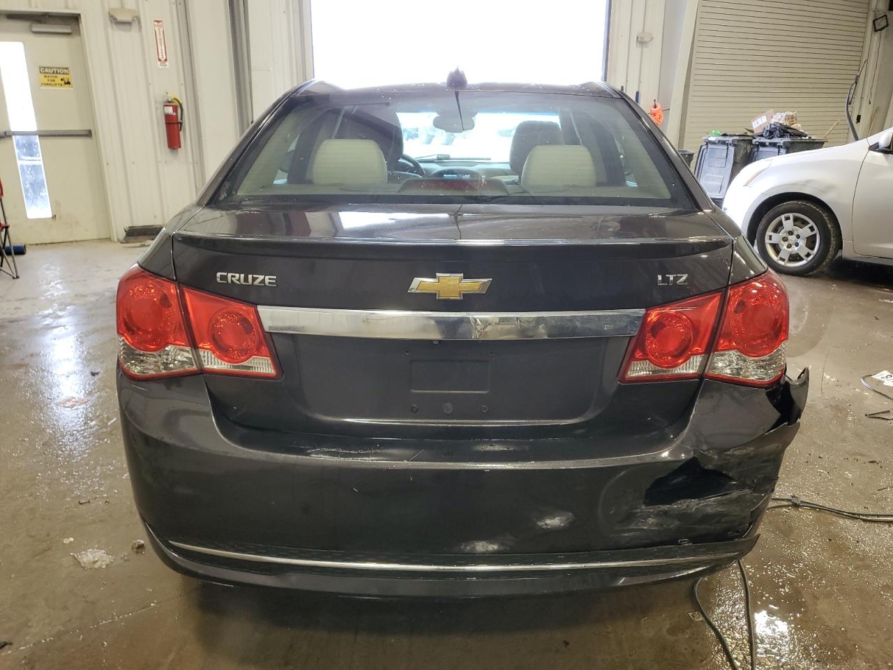 VIN 1G1PG5SB4F7119197 2015 CHEVROLET CRUZE no.6