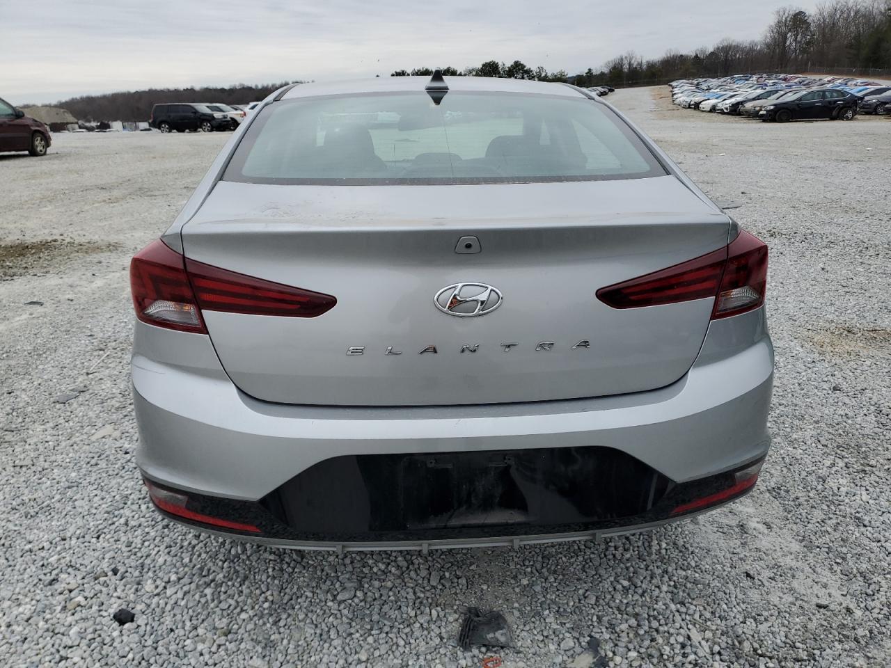 2020 Hyundai Elantra - Image 6