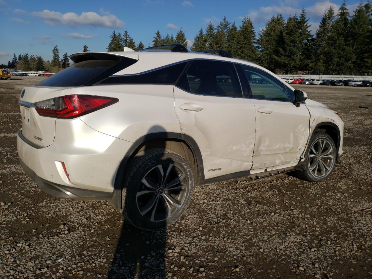 2019 Lexus RX - Image 3