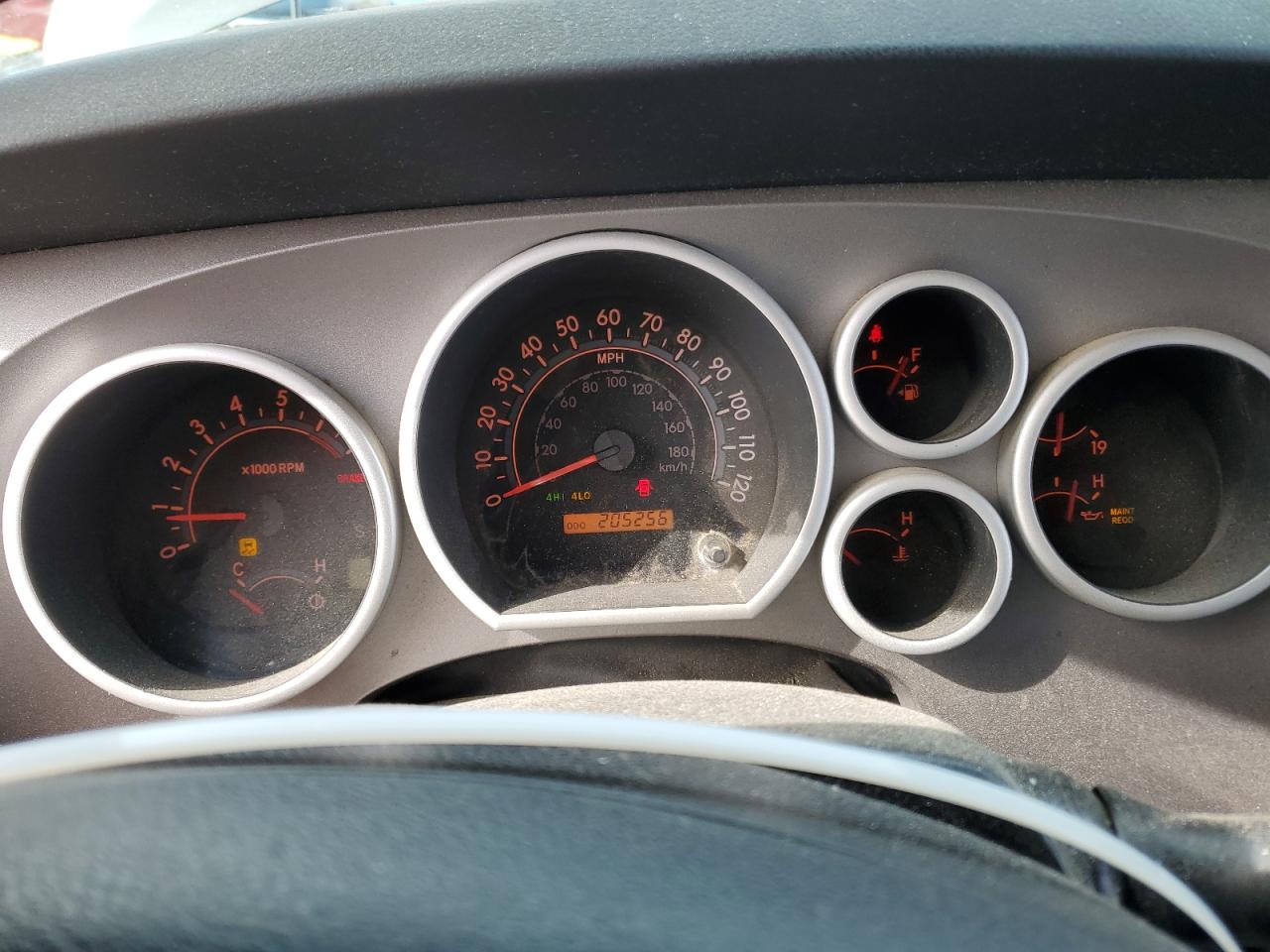 2012 Toyota Tundra - Image 9
