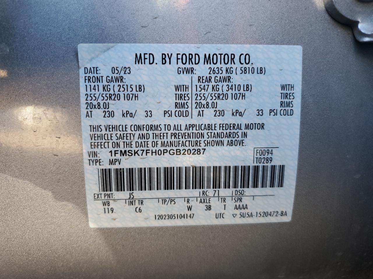 2023 Ford Explorer - Image 13