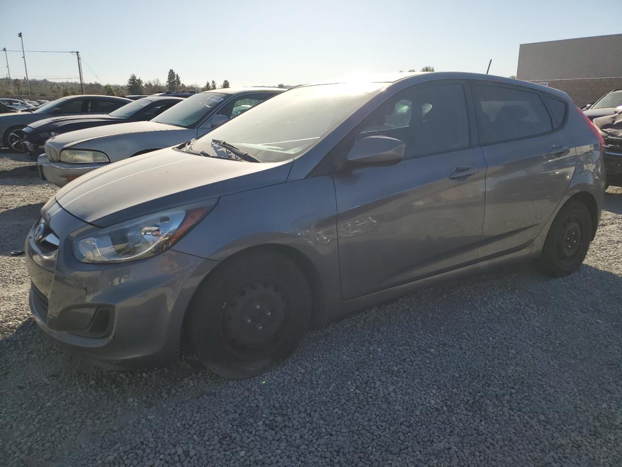 VIN KMHCT5AE8DU116858 2013 HYUNDAI ACCENT no.1