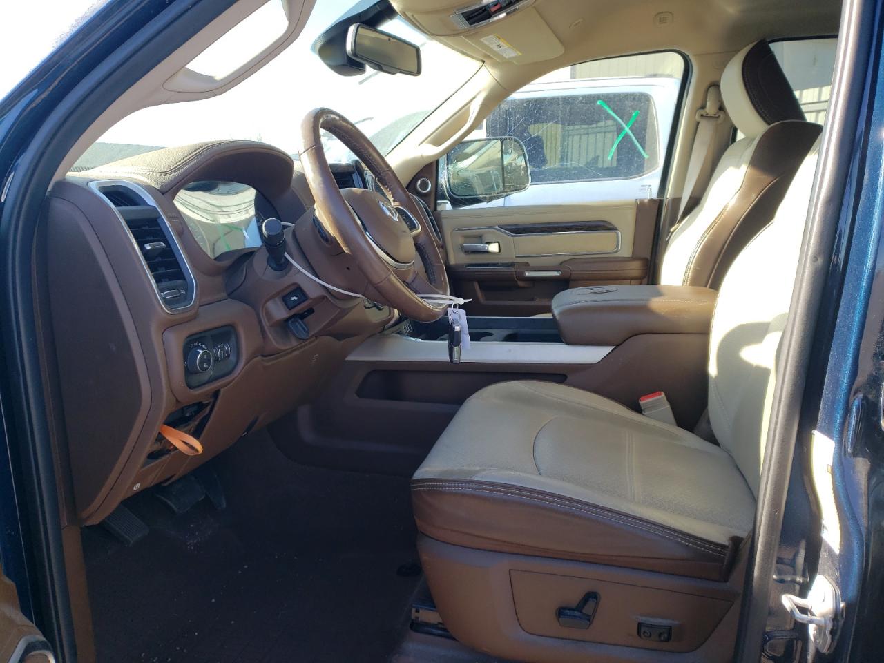 2019 RAM 3500 - Image 7