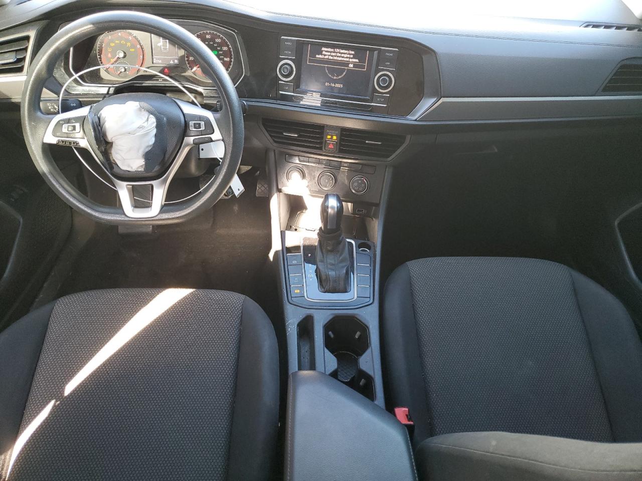 2019 Volkswagen Jetta - Image 8