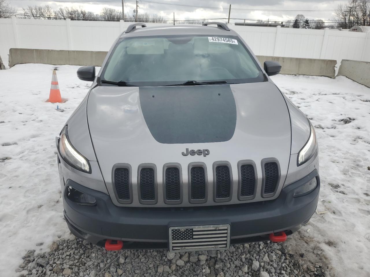 2018 Jeep Cherokee - Image 5