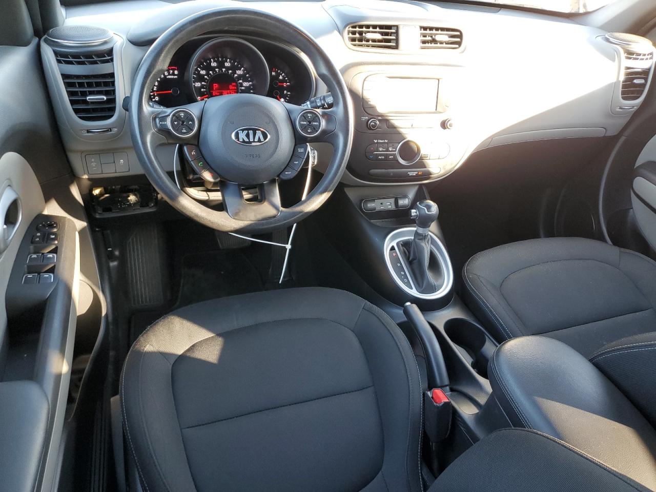 2017 Kia Soul - Image 8