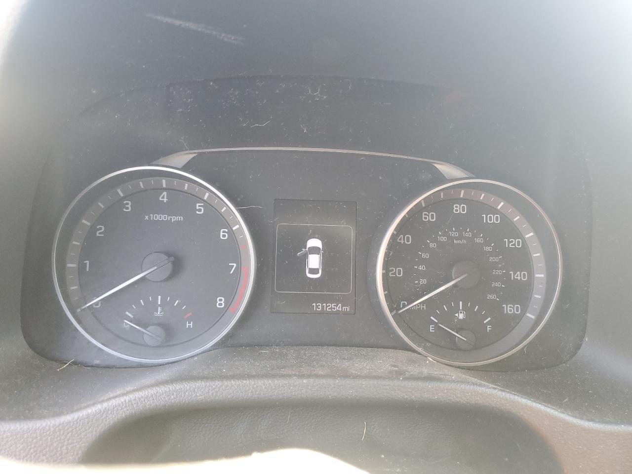 2018 Hyundai Elantra - Image 9