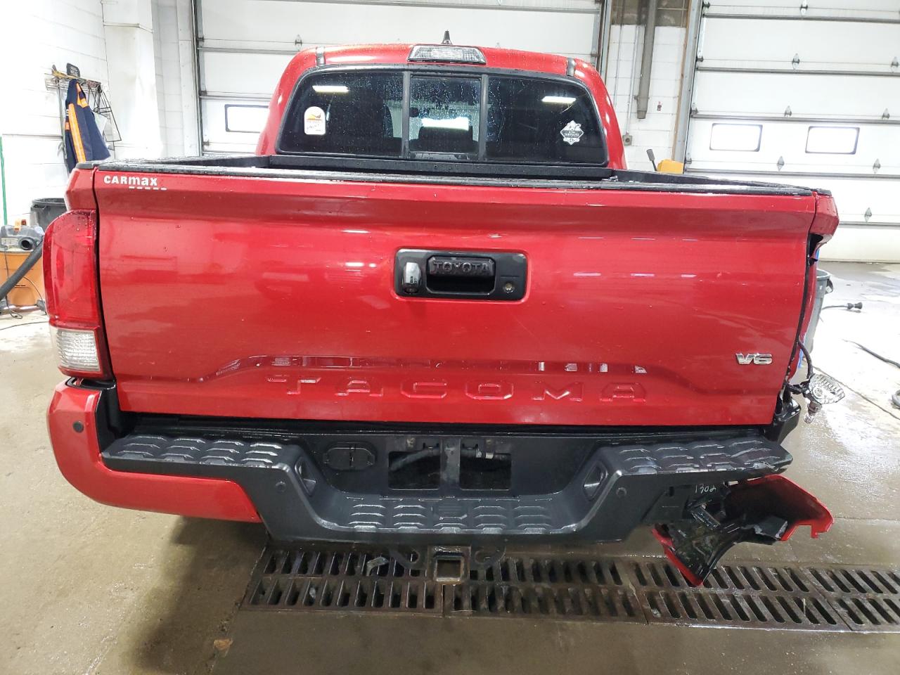 2016 Toyota Tacoma - Image 6