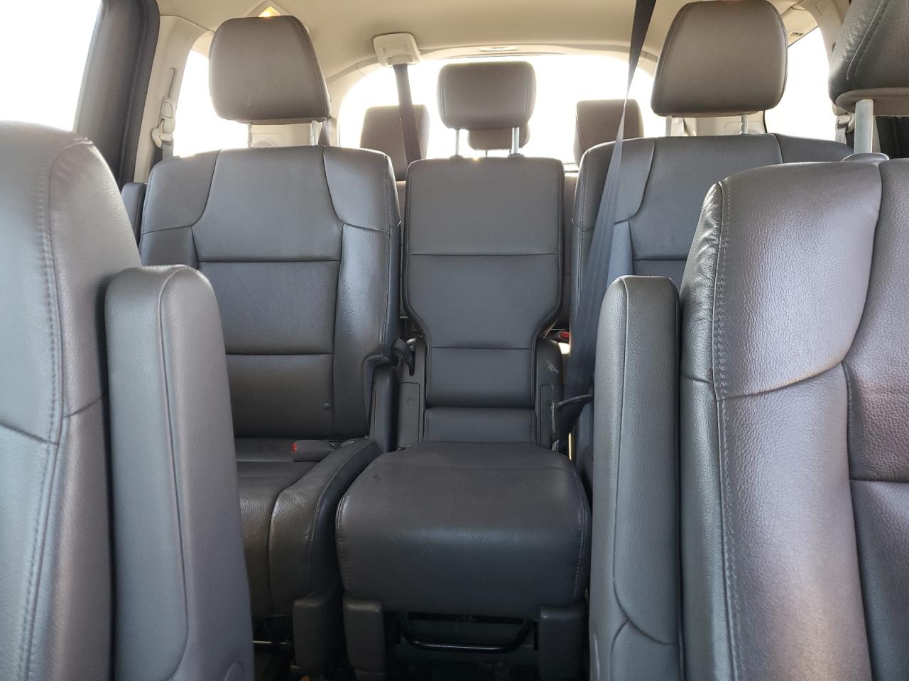 2016 Honda Odyssey - Image 10