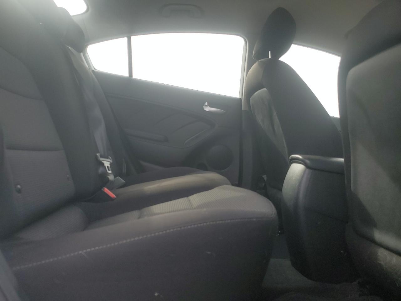 2018 Kia Forte - Image 10