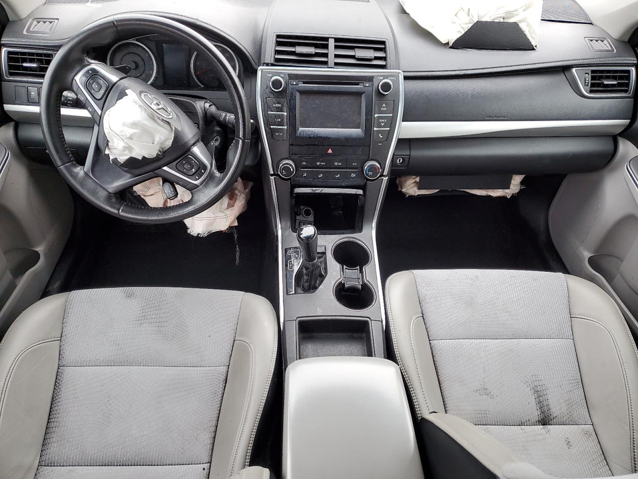 2016 Toyota Camry - Image 8